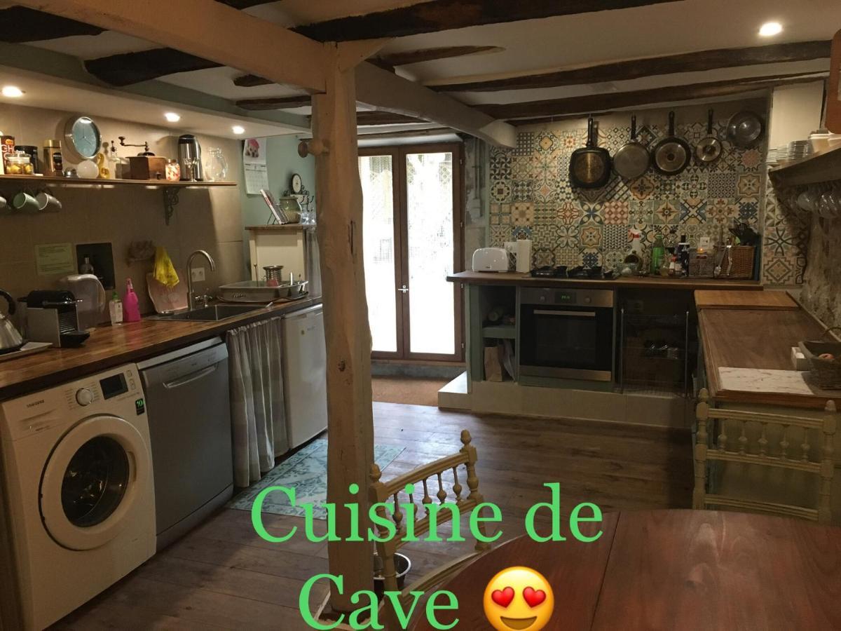 Le Vigeant Maison La Roche Chambre D'Hotes المظهر الخارجي الصورة