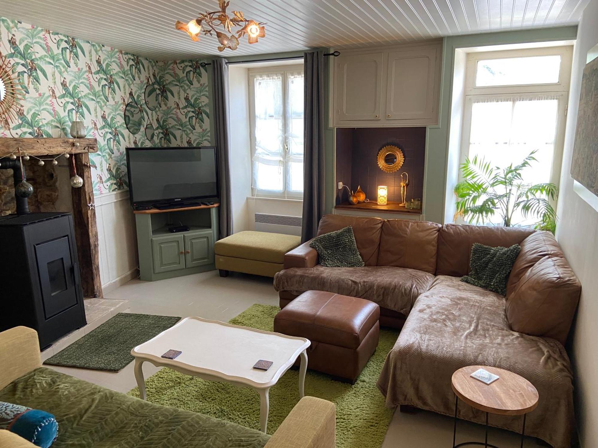 Le Vigeant Maison La Roche Chambre D'Hotes المظهر الخارجي الصورة